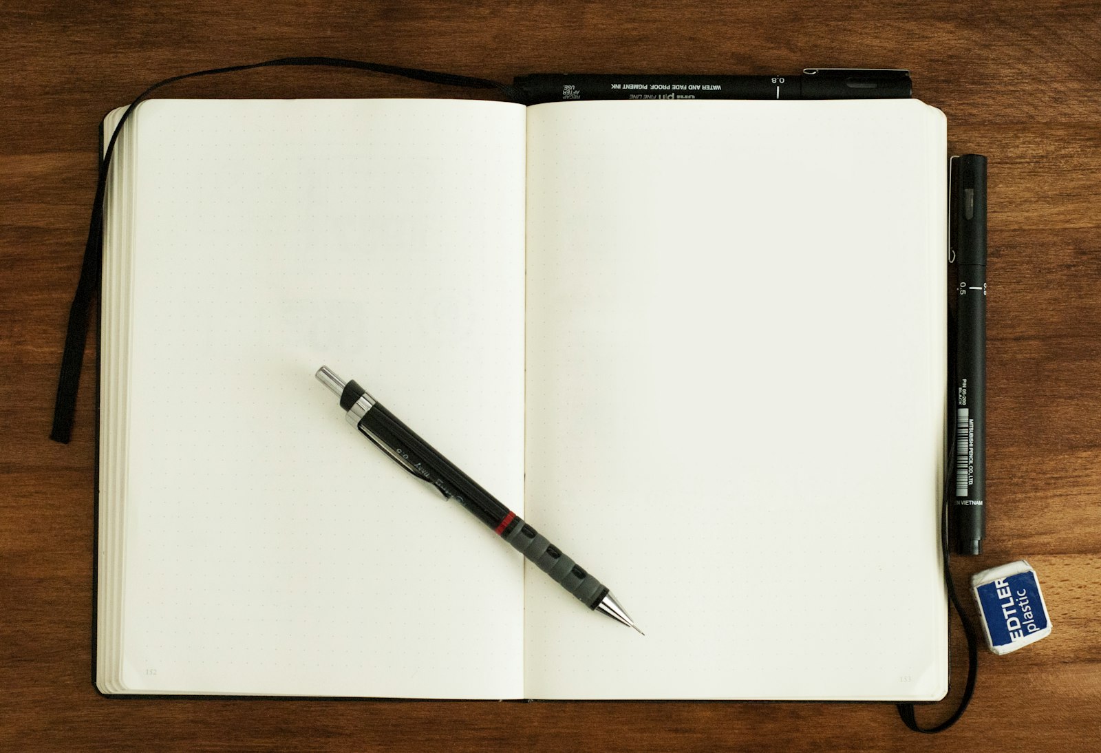 Publications Carnet de notes et stylo